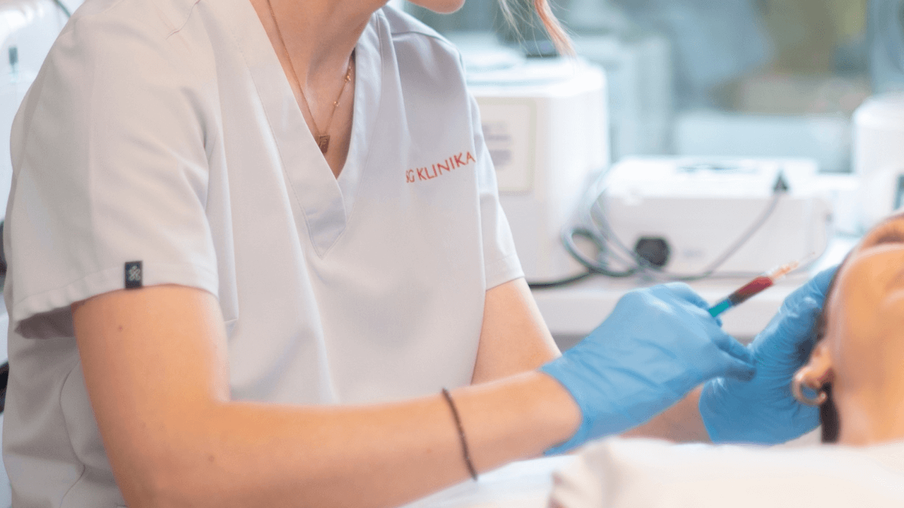 I-PRF plaukų slinkimui ir retėjimui stabdyti